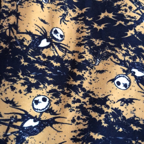 LuLaRoe 3xl Patrick and TC Leggings - Picture 2 of 5